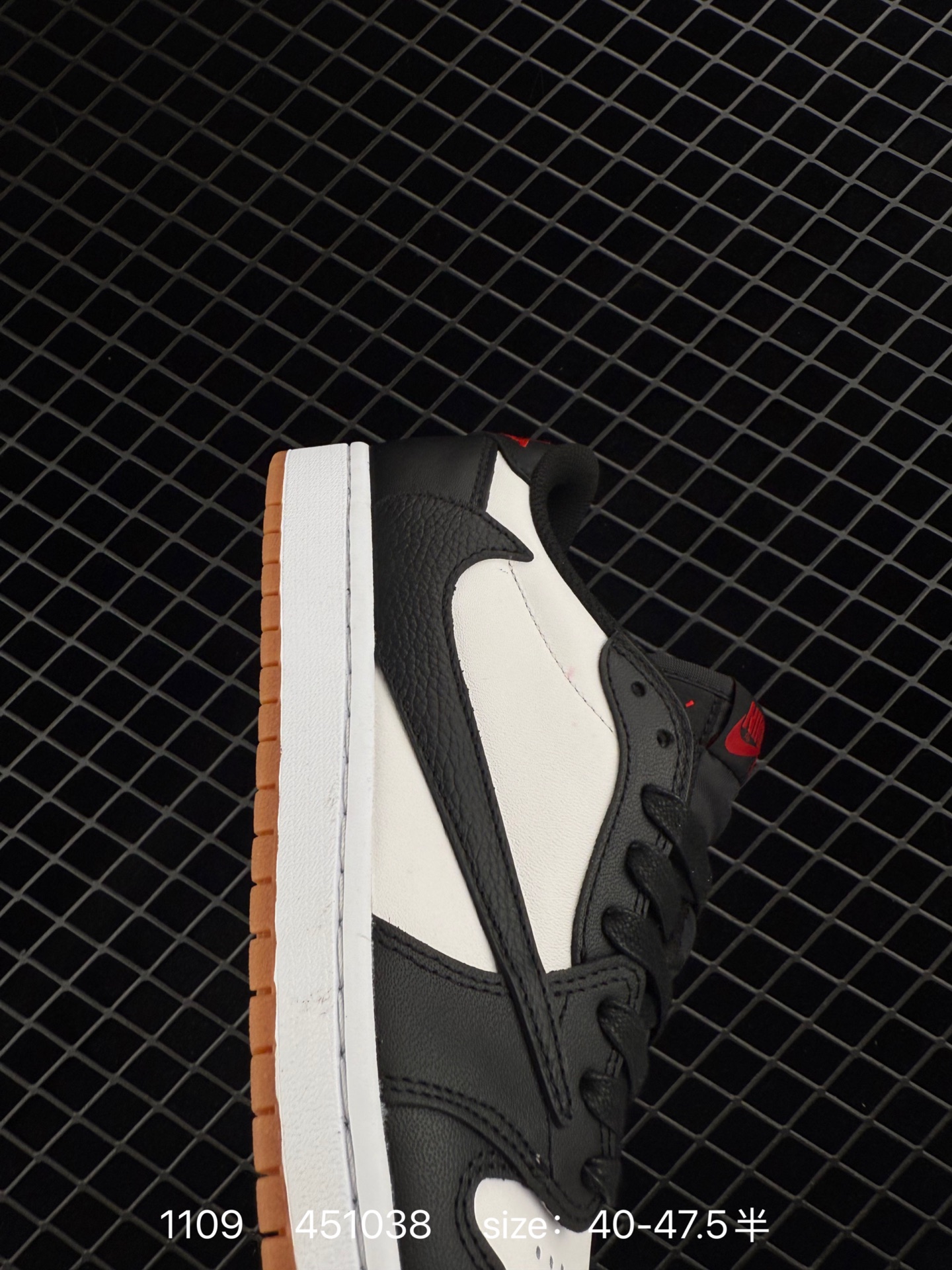 Travis Scott x Air Jordan 1 Low